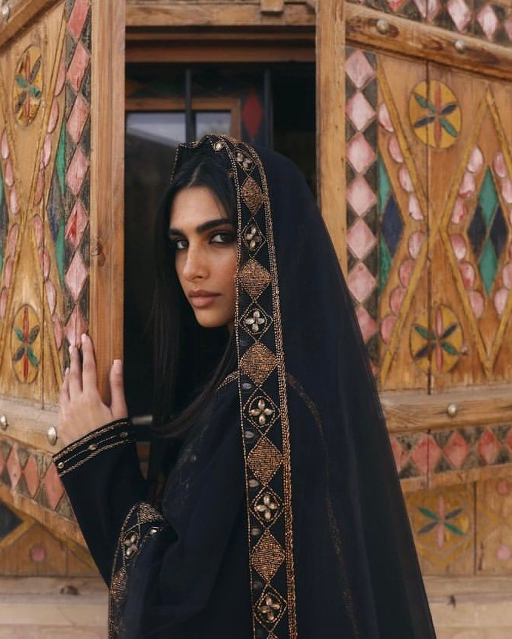 Arabian Fashion Diaries: Styling Tips